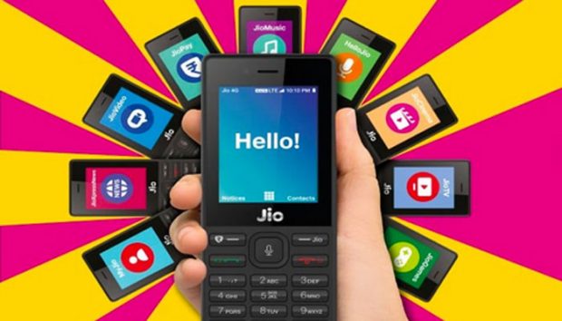 Relianc Jio Phone-700.jpg